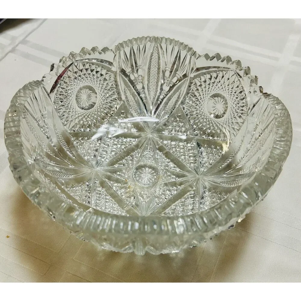 Vintage Brilliant Imperial NuCut Glass Crystal Bowl Sawtooth Edge 7 inches‎